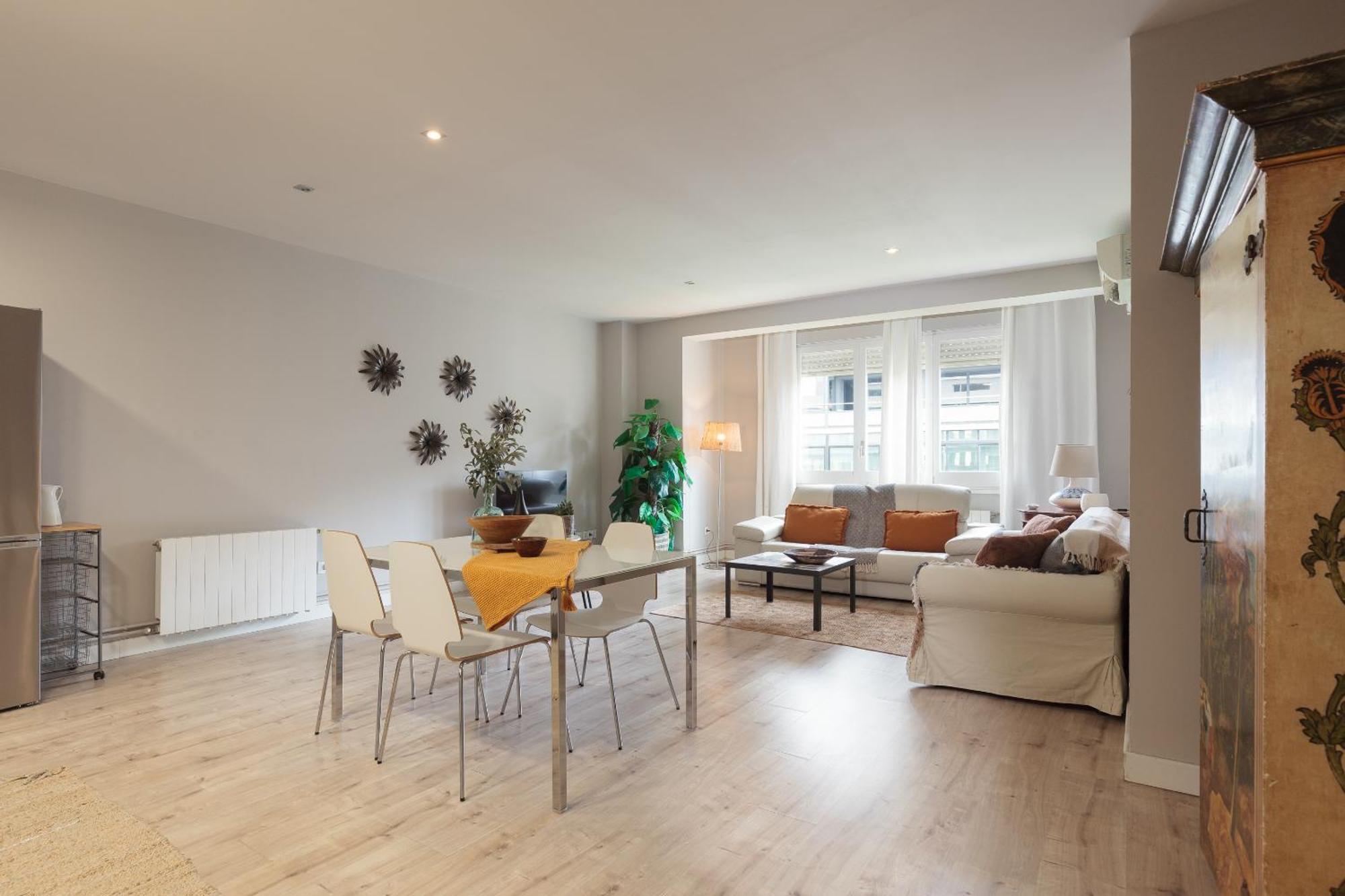 Letsgo Diagonal Avenue Apartment برشلونة المظهر الخارجي الصورة